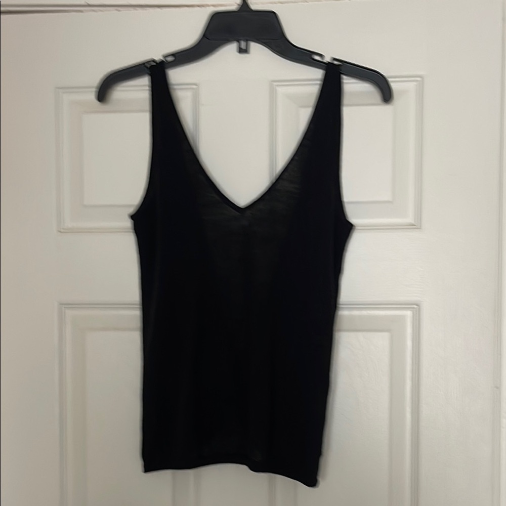 Lululemon - Black Mix & Mingle Tank - V-Neck Women's Top - XS- S